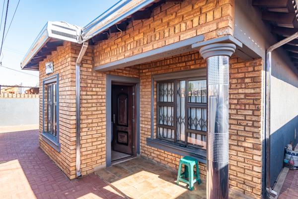 1 Bedroom House