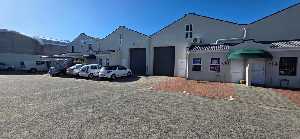 339 m² Industrial space