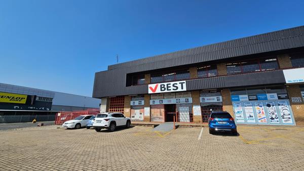 3 000 m² Commercial space