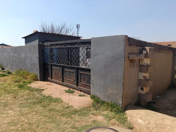 2 Bedroom House