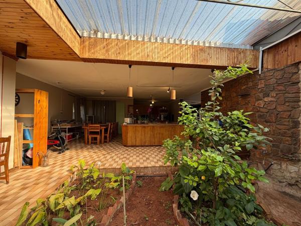 5 Bedroom House
