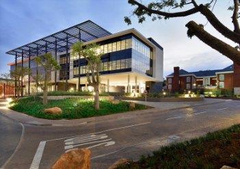 3 086 m² Commercial space