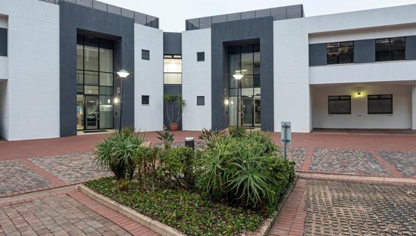 337 m² Office Space