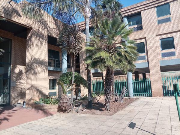 1 827 m² Commercial space