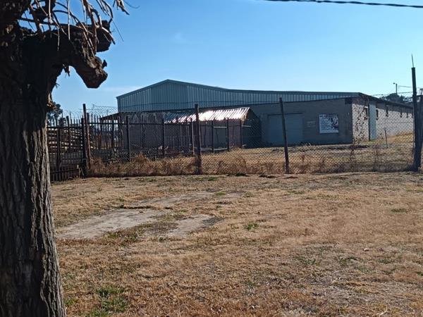 8 500 m² Commercial space