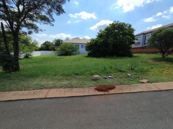 601 m² Land