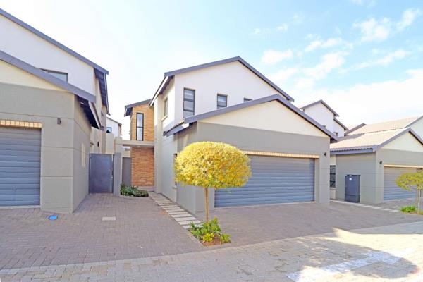 4 Bedroom Townhouse