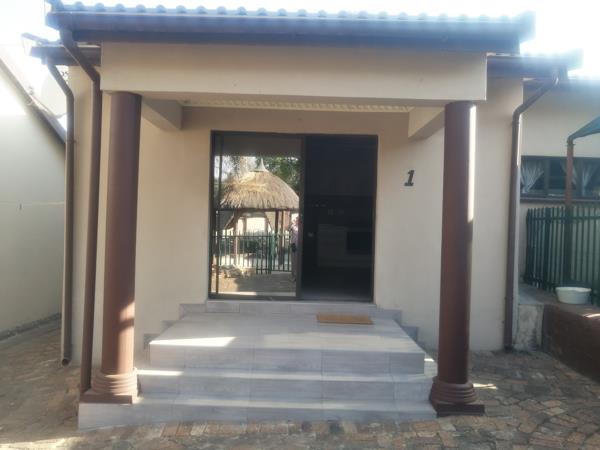 1 Bedroom Garden Cottage