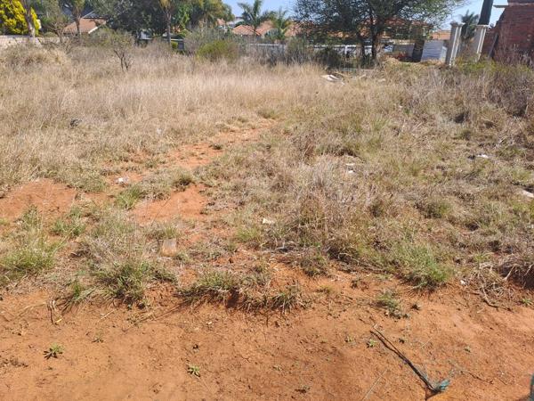 500 m² Land