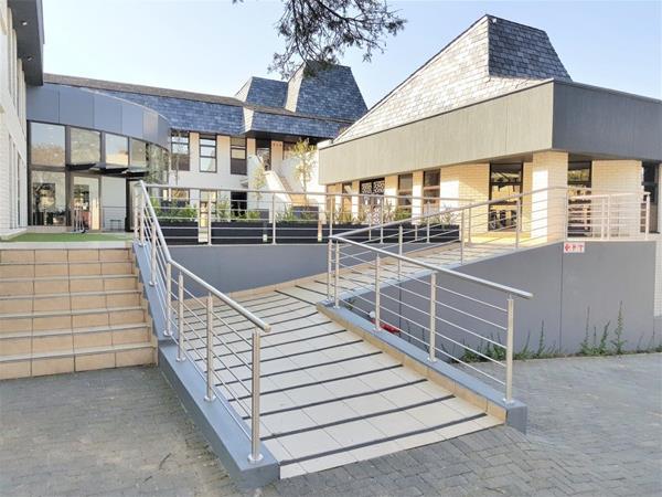 120 m² Commercial space