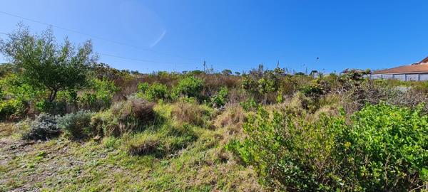 1 027 m² Land