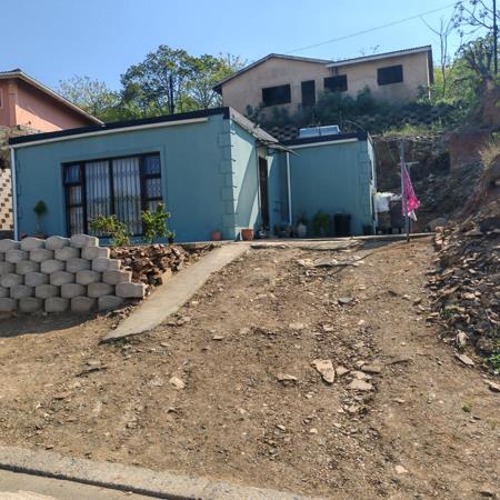 400 m² Land