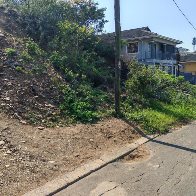 400 m² Land