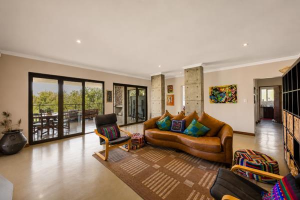Photo of 4 Bedroom House in Leeuwfontein Estate