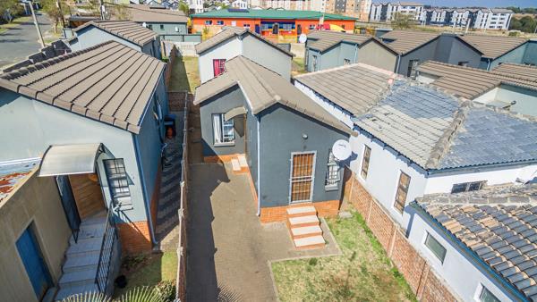 2 Bedroom House