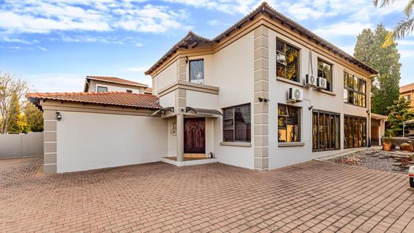 5 Bedroom House