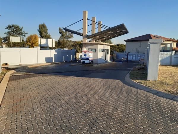 317 m² Land