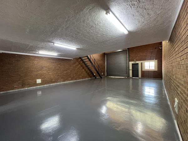 304 m² Industrial space