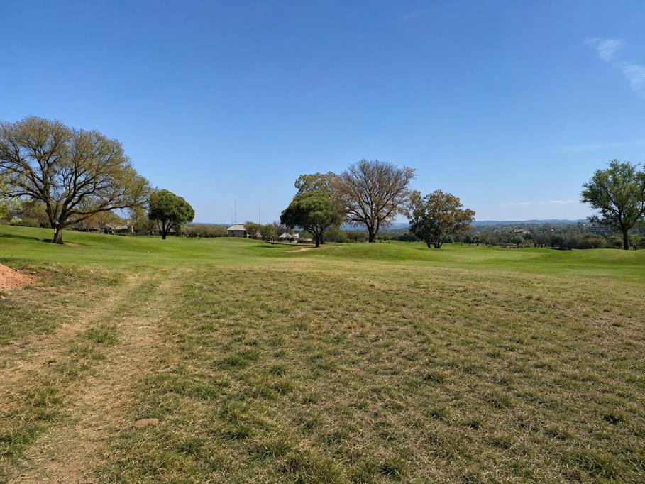 1 004 m² Land