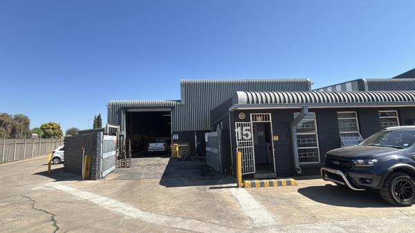 608 m² Industrial space