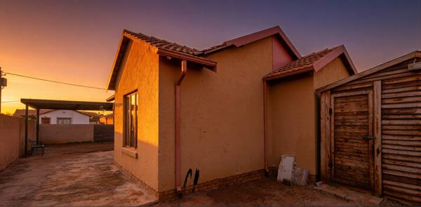 2 Bedroom House