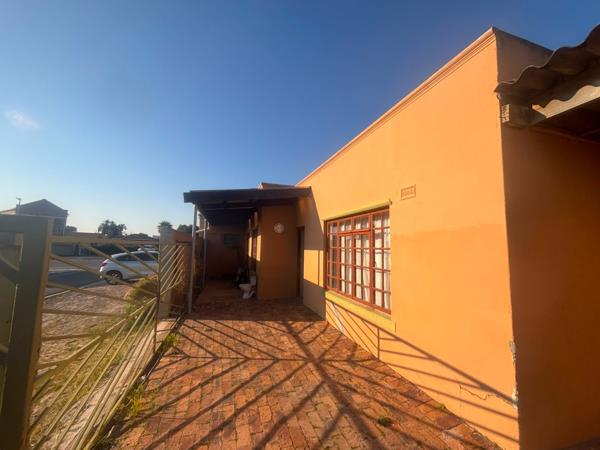 2 Bedroom House