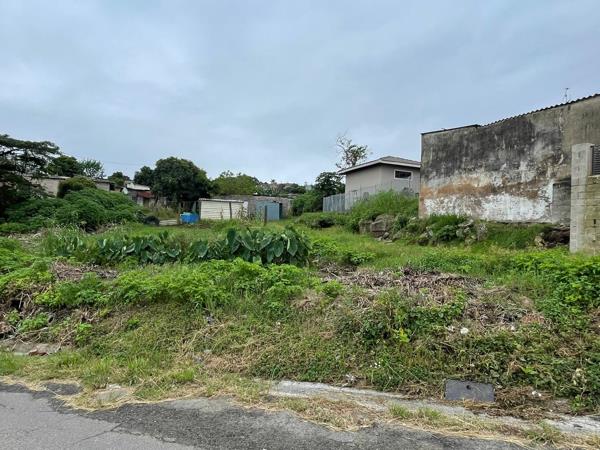 536 m² Land