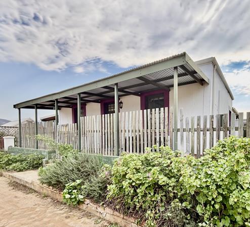2 Bedroom House