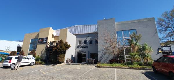 1 894 m² Industrial space