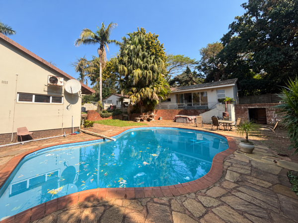 6 Bedroom House