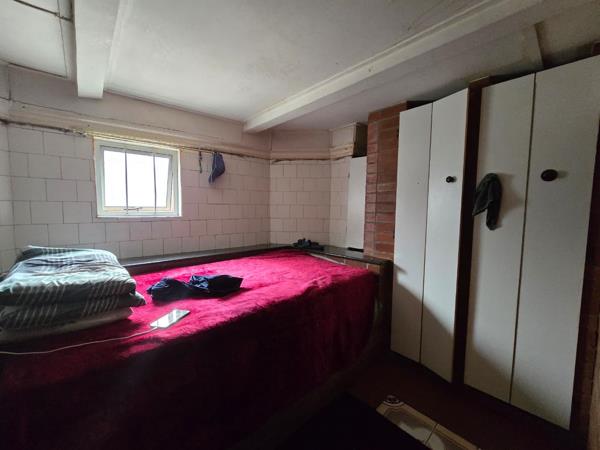 10 Bedroom Apartment