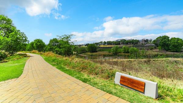 616 m² Land