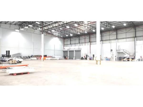 3 694 m² Commercial space