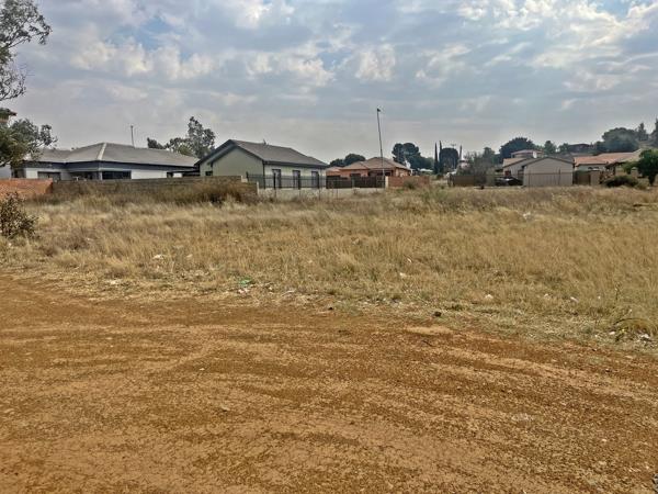 412 m² Land