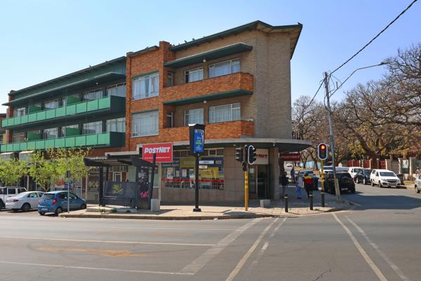 834 m² Commercial space