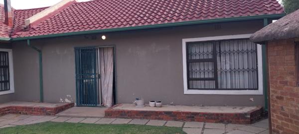 1 Bedroom Garden Cottage