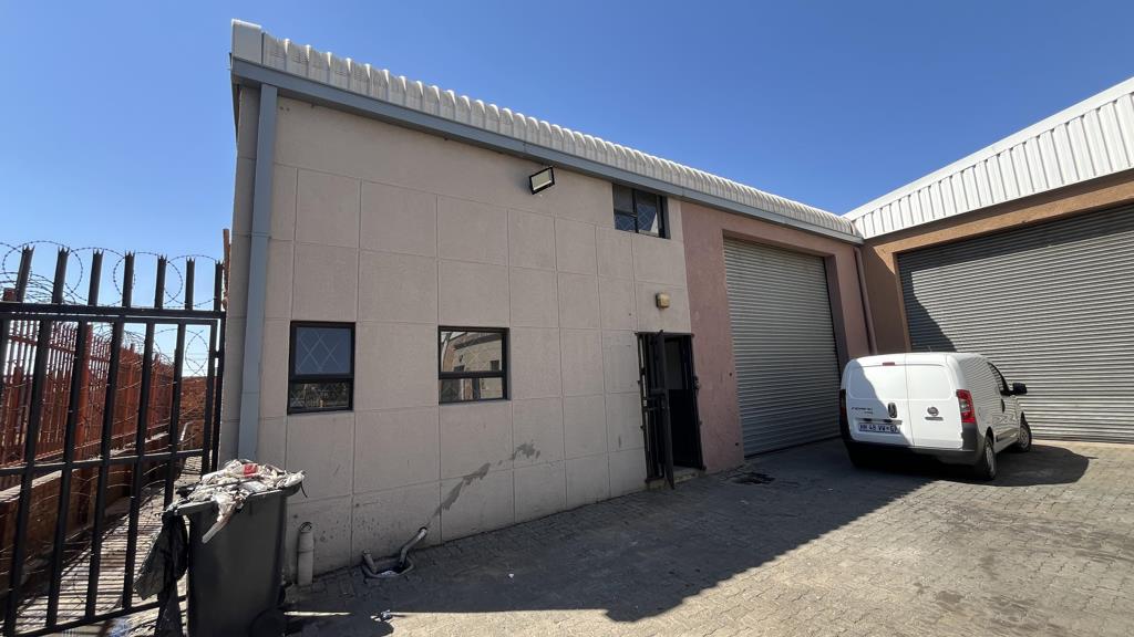 486 m² Industrial space