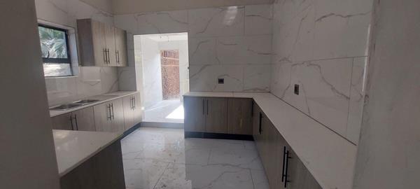3 Bedroom Simplex
