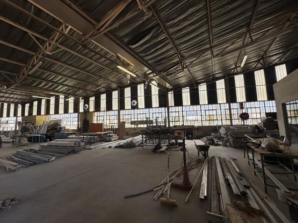683 m² Industrial space