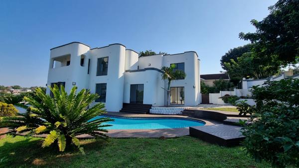 6 Bedroom House