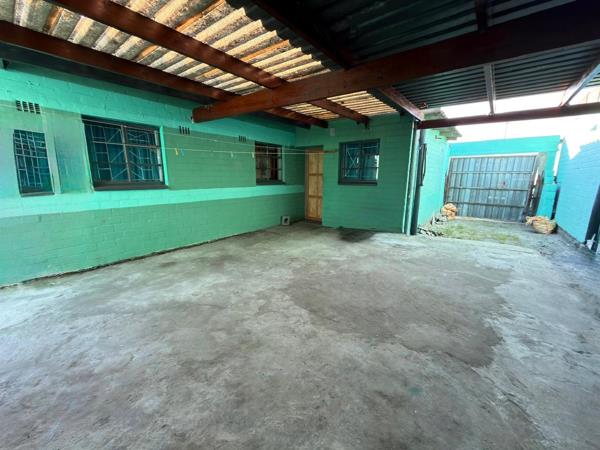 2 Bedroom House