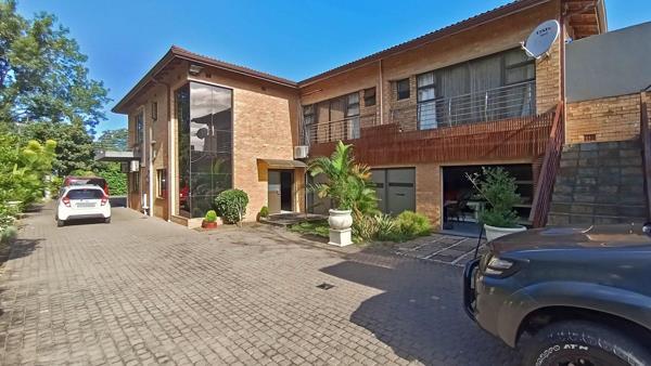 8 Bedroom House
