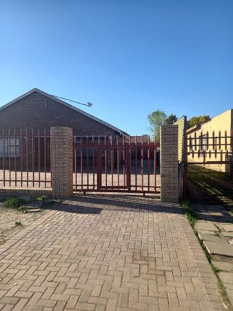 15 Bedroom House