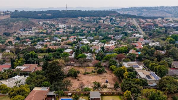4 145 m² Land