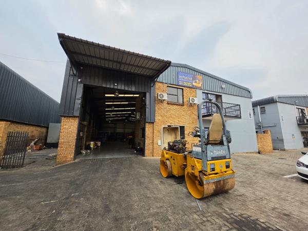 720 m² Industrial space