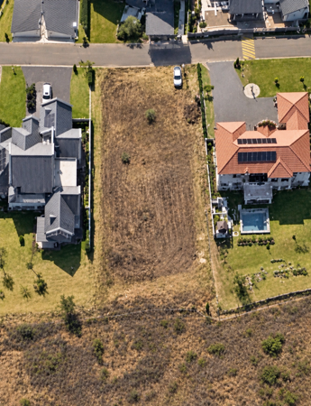 997 m² Land