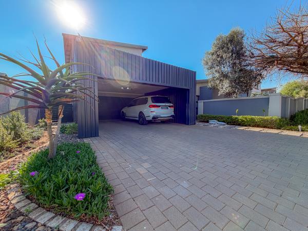 6 Bedroom House