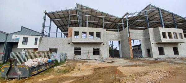 782 m² Industrial space