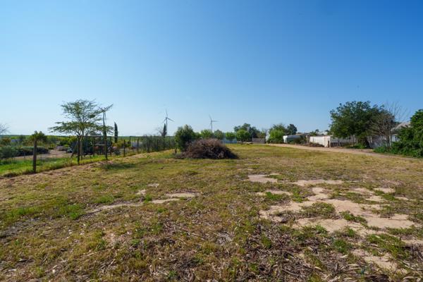 1 983 m² Land