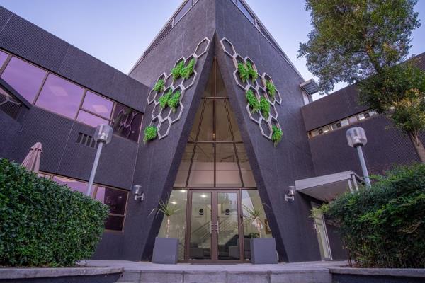 24.2 m² Commercial space